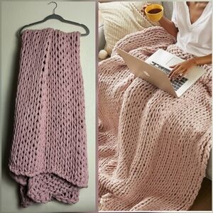 Madison Park Blush Chunky Double Knit Throw Blanket Handmade 50"W x60"L Boho